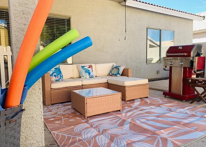 And Surprise Spring Training Getaway Heated And Private Sauna, Pool, Fitness Gym Equip, Kitchen Stacked To The Max
